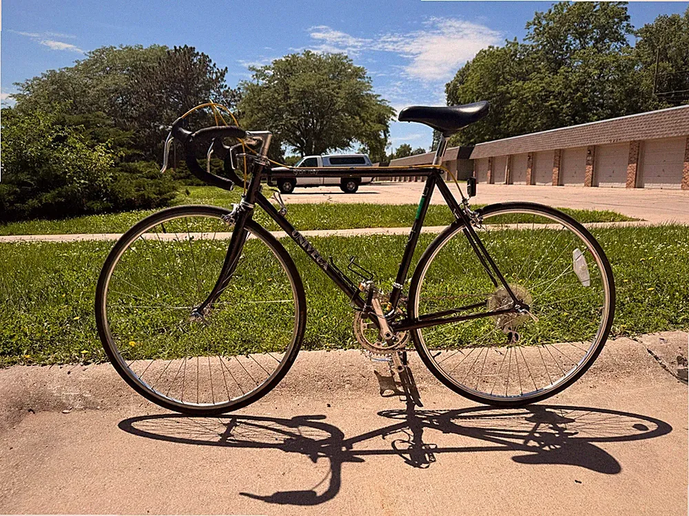 Classic: Vintage 1986 Univega Grand Rally Bicycle All Original Compnents